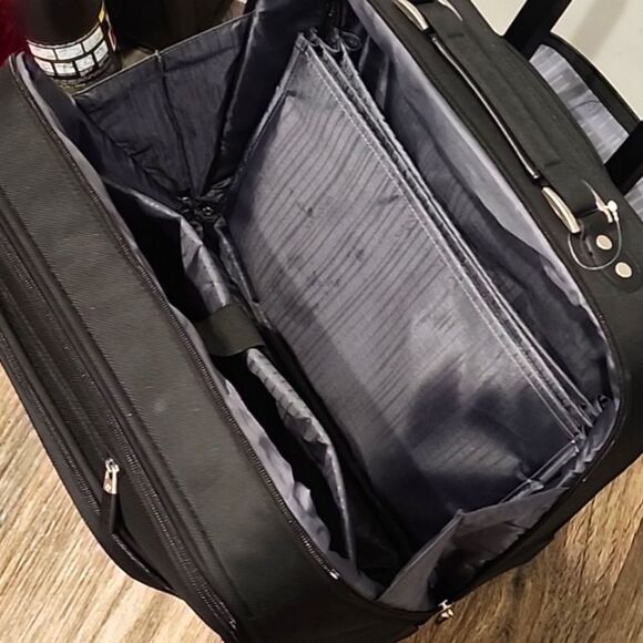 Samsonite Spinner Mobile Office - Picture 13 of 13